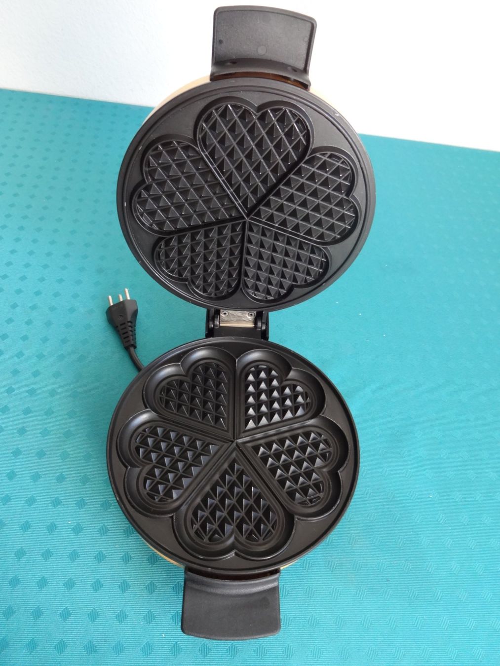 Elettrodomestici da cucina: GROSSAG WAFFELAUTOMAT ; Typ 4142 – Usato da Frauenfeld venduto da Jahy 3