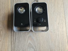 Logitech Boxen Lautsprecher zu PC