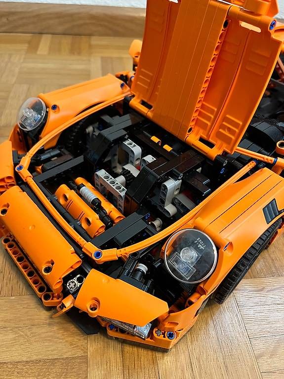 Kit di costruzioni: Lego Technic Porsche 911 GT3 RS – Usato da Bassersdorf venduto da Anp7902 1