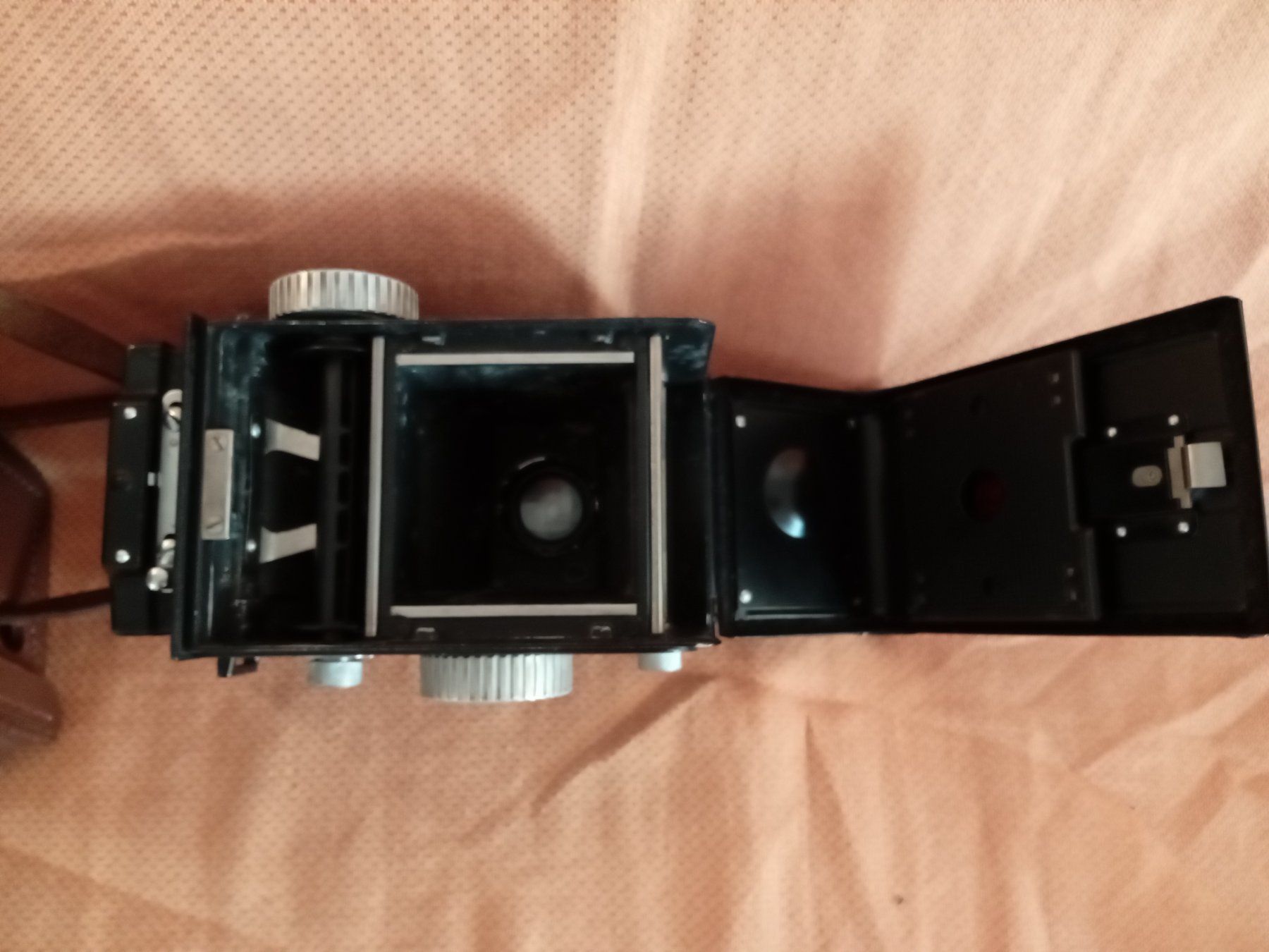 Zeiss Fotocamera: ZEISS IKON IKOFLEX I . – Usato da Biel / bienne venduto da Sarouch9 5