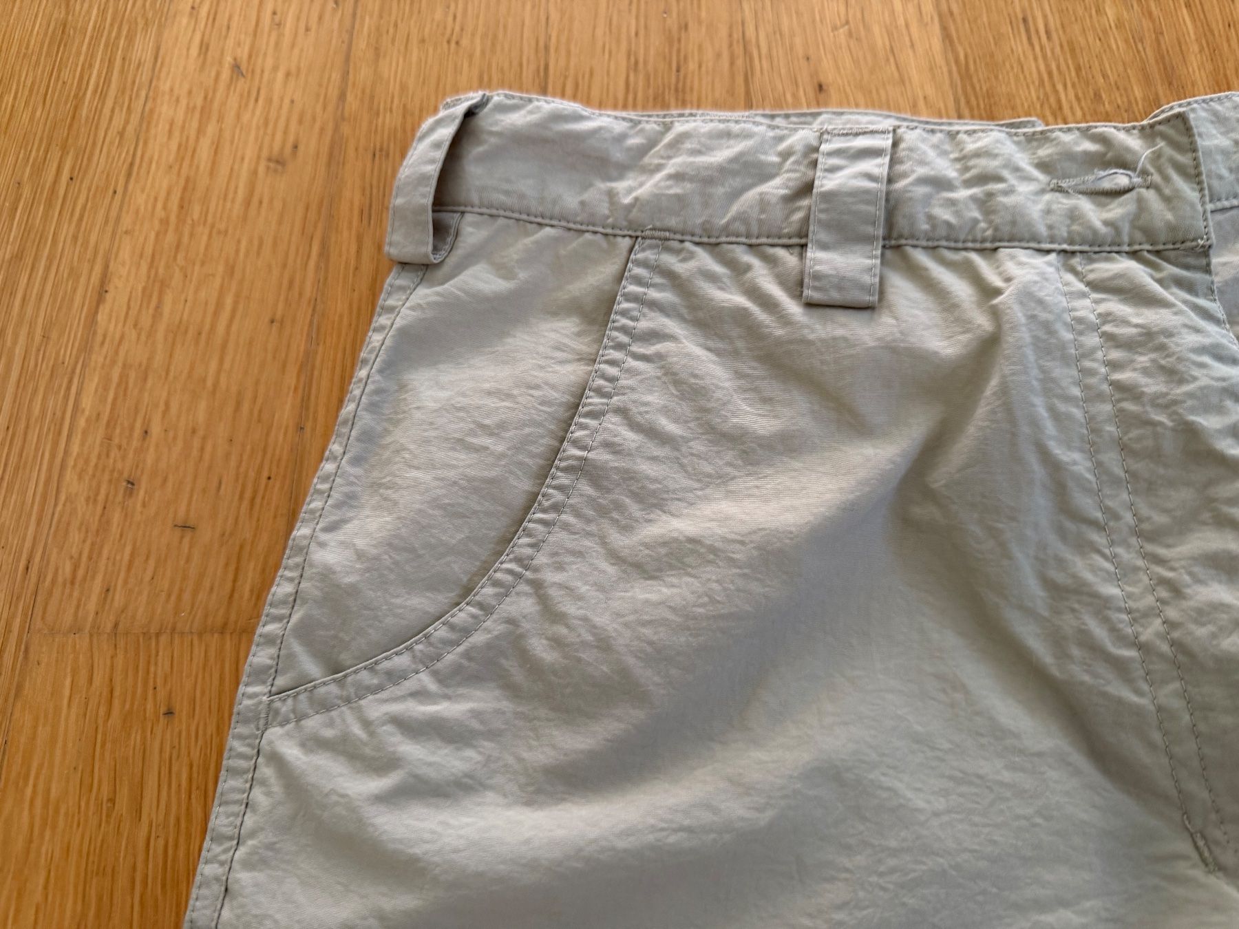Sherpa Hosen: Neue Sherpa Shorts Grösse L – Gebraucht aus Bettlach von Tradenet100 3