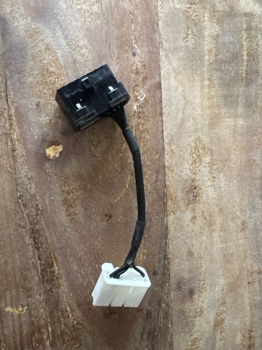 Lecteurs & Adaptateurs: Tesla Model S / Model X ODB-CAN-Bus Adapte – D'occasion à Dorf par Ducatist 1