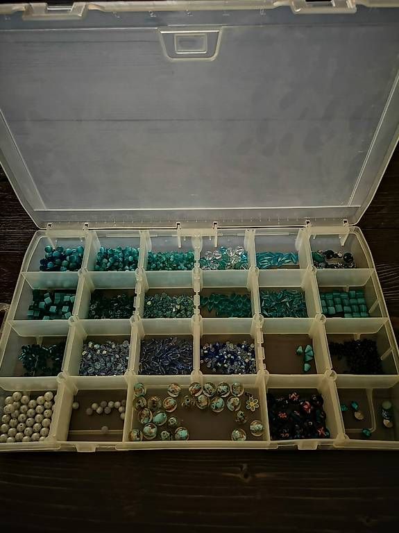 Perle (finte): Perlen Box Türkis – Usato da Rothenburg venduto da Priska_70 1