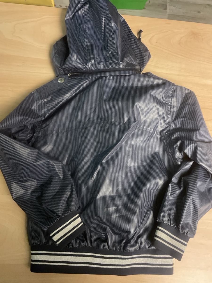 Giacche & Cappotti: Neue blaue Regenjacke, Gr. 128 – Nuovo e nell'imballaggio originale da Obergerlafingen venduto da cabo4 2