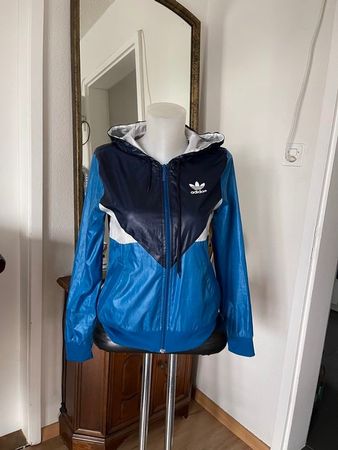 Veste  Adidas vintage 34 comme neuve unisexes