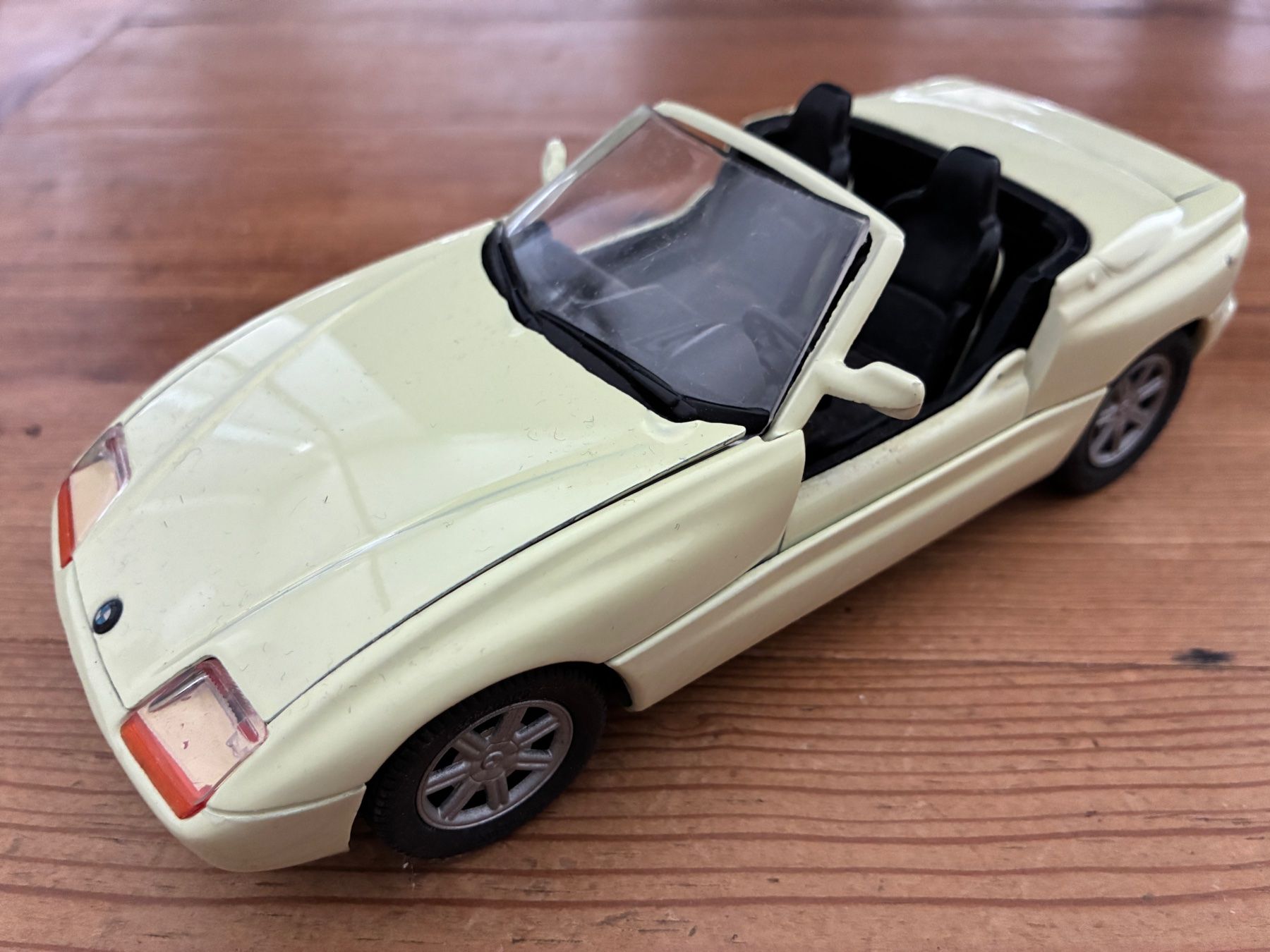 BMW Modellini d'auto: Modellauto BMW Z1 1/24 Schabak – Usato da Bassersdorf venduto da Watchme02