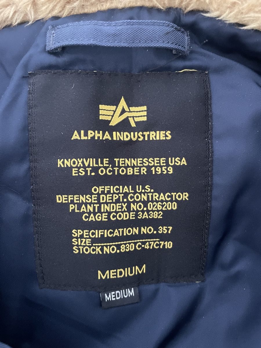 Alpha Industries Vestes: Herren Parka Alpha Industries Grösse M dunkelblau – D'occasion à Fahrwangen par jus_5lz7 5