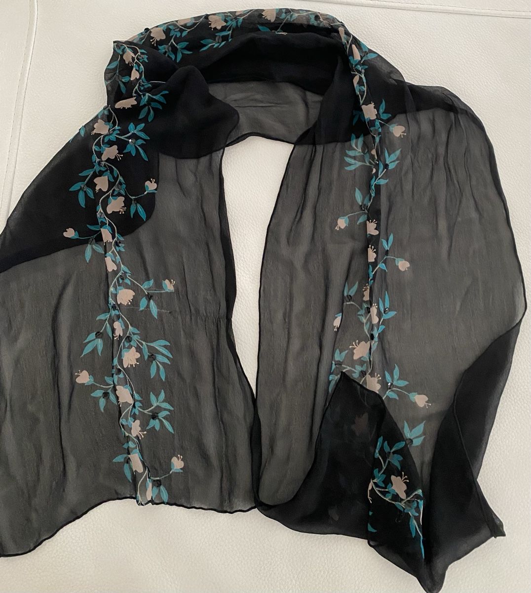 Foulard & Sciarpe: Seiden Schal 🌸 – Usato da Opfikon venduto da Luis144