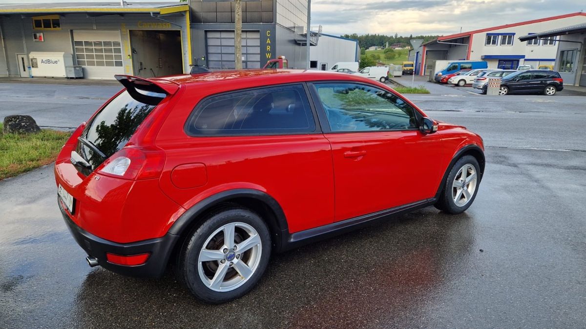Volvo Automobili: Volvo C30 T5 ab MFK – Usato da Grossaffoltern venduto da Doemu14 2