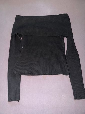 Schulterfreier Strickpullover, Grösse L, Schwarz, Top!