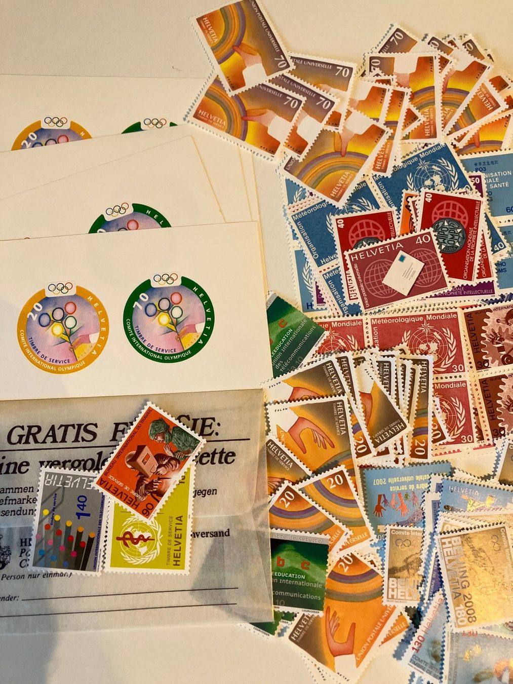 Tous les timbres: Postrfische Aemter Marken Nominalwert Fr. 300.00 – D'occasion à Baar par Ramona10 1