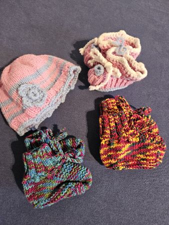 Babyfinkli und Mütze für Mädchen