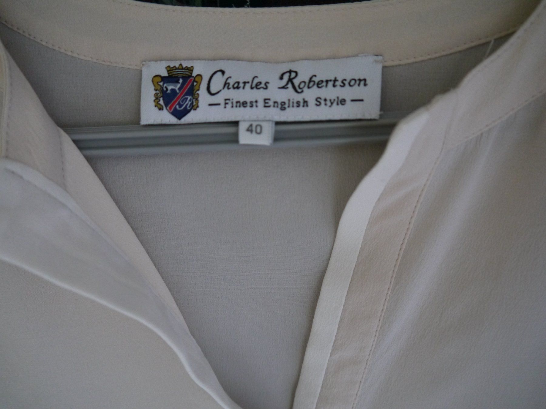 Camicette: Charles Robertson Bluse aus Seide Gr.40 – Usato da Hagendorn venduto da Blaf 1