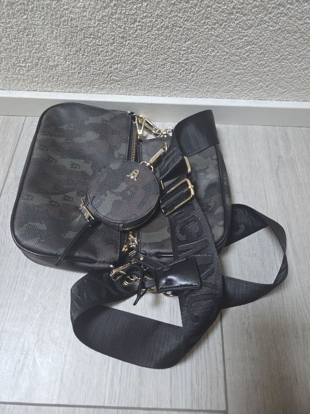 Steve Madden Borse da donna: Sac Steve Madden – Nuovo (secondo la descrizione) da Fey venduto da foudresse 2