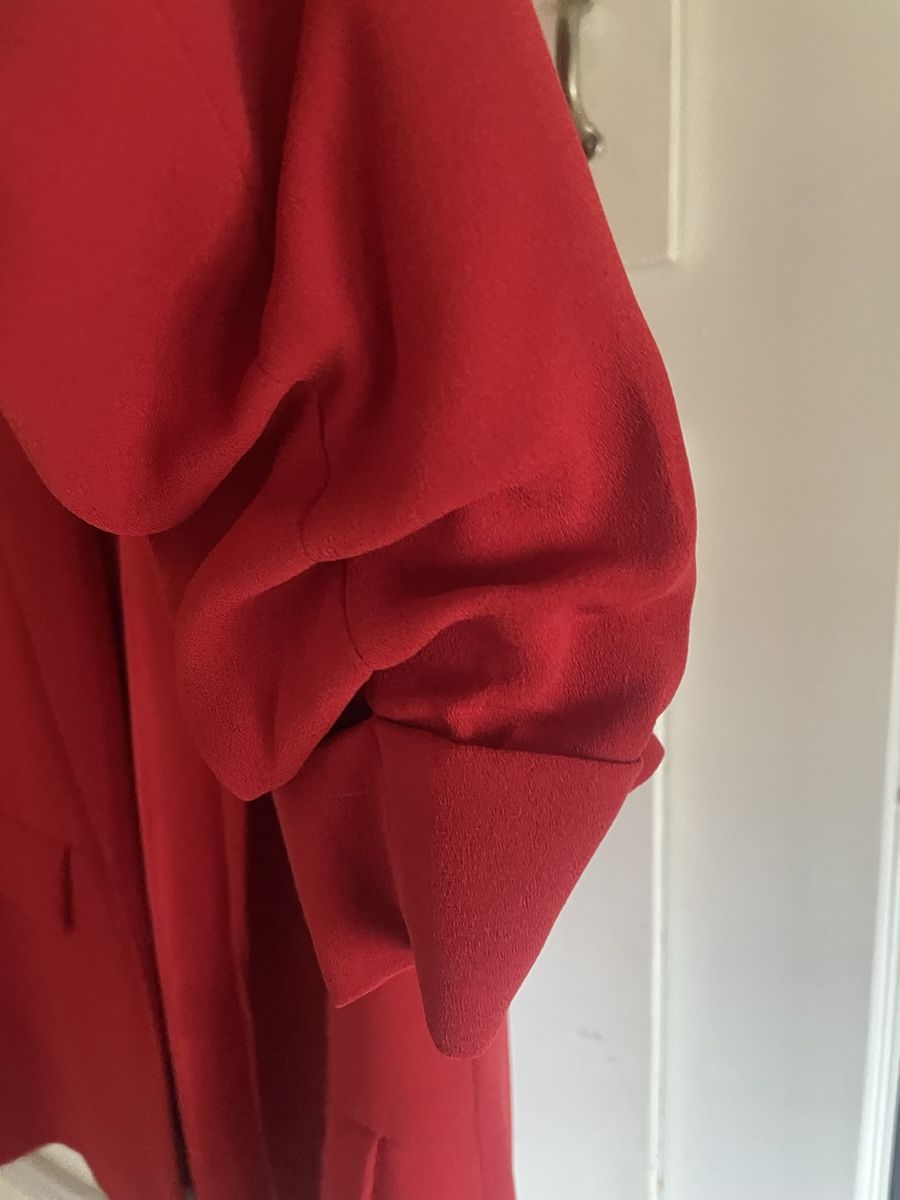 Mango Vestes: Blazer Mango rouge  – D'occasion à Lausanne par sa_b 3