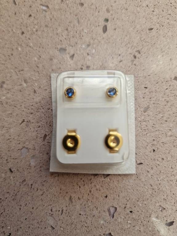 Ohrringe & -stecker: Vendo orecchini medicinali nuovi – Gebraucht aus Castel San Pietro von iva_dvm7