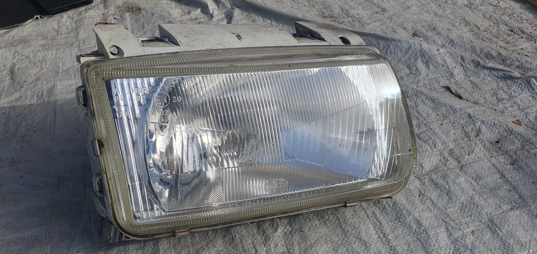 VW Scheinwerfer: POLO 6N1 Scheinwerfer rechts 962 496-00 – Gebraucht aus Langnau i. E. von Superseven69 2