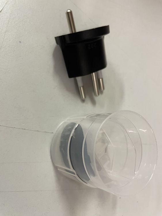 16Stk Adapter Schuko, EU auf CH-Stecker Fixadapter | Kaufen auf Ricardo