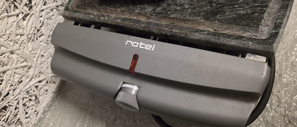 Rotel Hot Stone Raclette- und Tischgrill (Gebraucht) in Biel/Bienne für ...