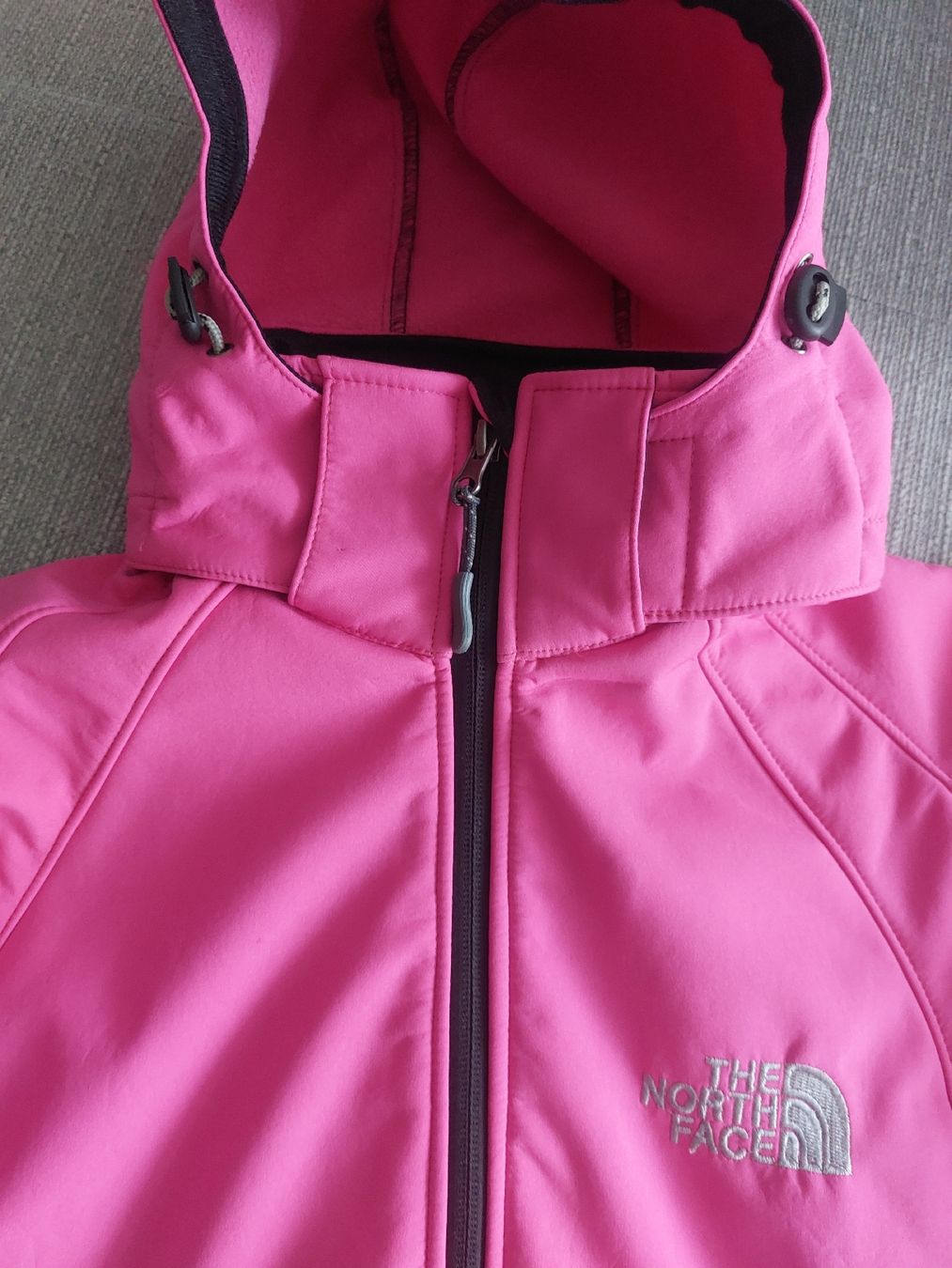 North Face Giacche: The North Face Softshelljacke pink Gr.S – Usato da Thun venduto da Alexanna 2