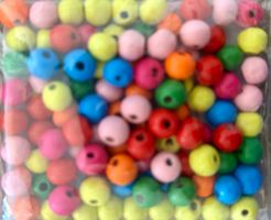 Bunte Holzperlen / Bastelperlen 7mm 100Stk.