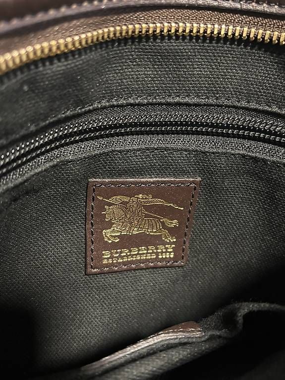 Altro in  Abbigliamento & Accessori: Borsa tracolla – Usato da Viganello venduto da ale_8pc5 1