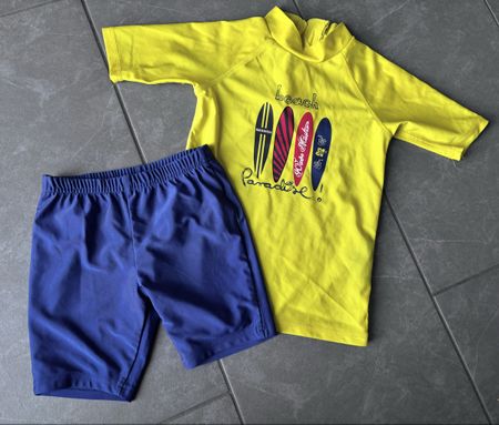 Badeset Badehose und UV Shirt 110/116
