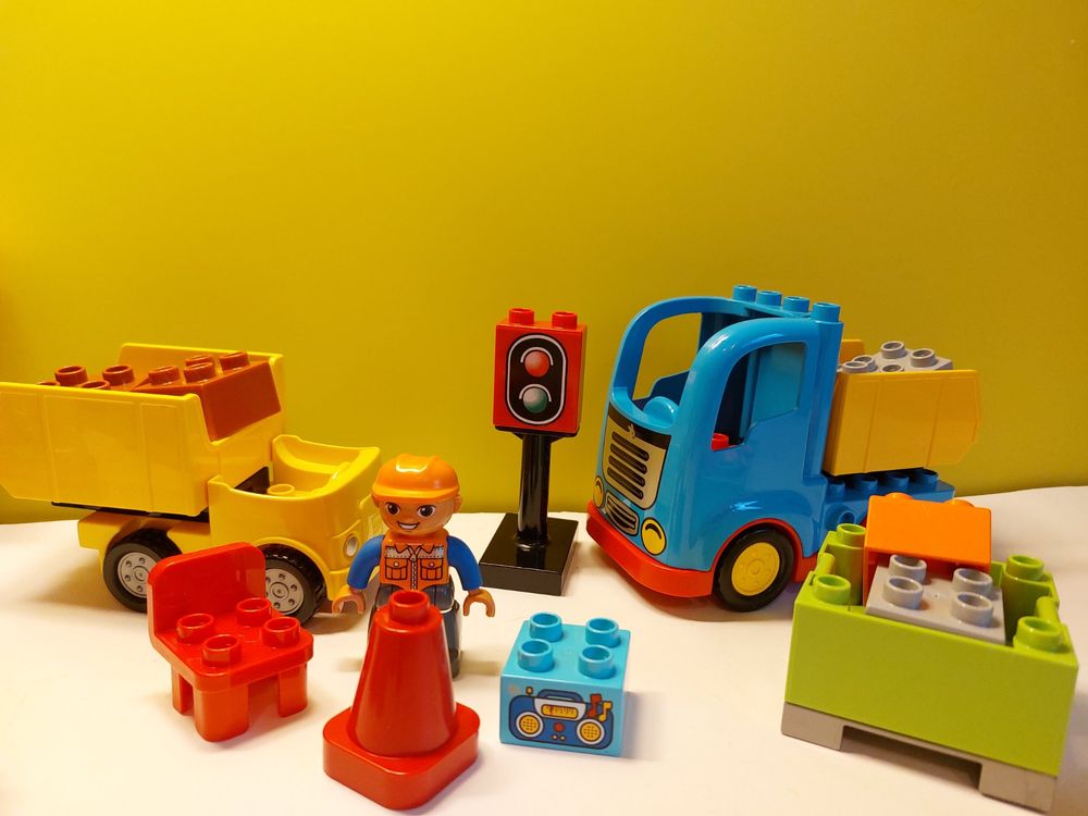 Lego Duplo Haus mit Garten, 2 Kipplaster, Feuerwehr, Polizei Kaufen
