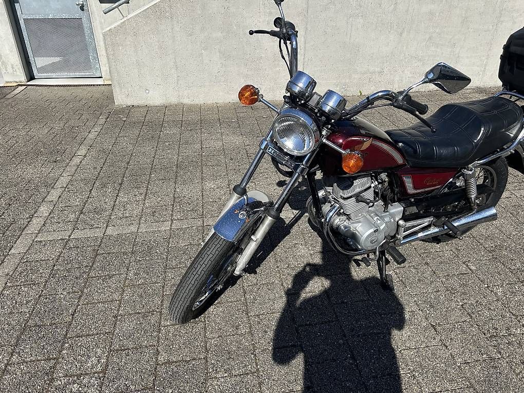 Honda Cruisers: Honda CM 125 C – D'occasion à Opfikon par Littlemonkey 1