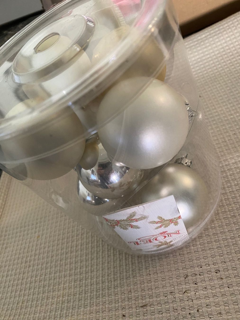 Tutte le decorazioni: weiss-gold-silber Weihnachtskugeln – Usato da Allenwinden venduto da Obalu 1