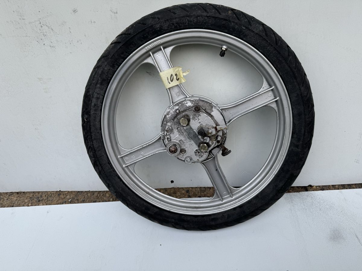 Piaggio Ciclomotori: Roue Piaggio ciao mofa nos Velomoteur – Usato da Vevey venduto da Chupita-met