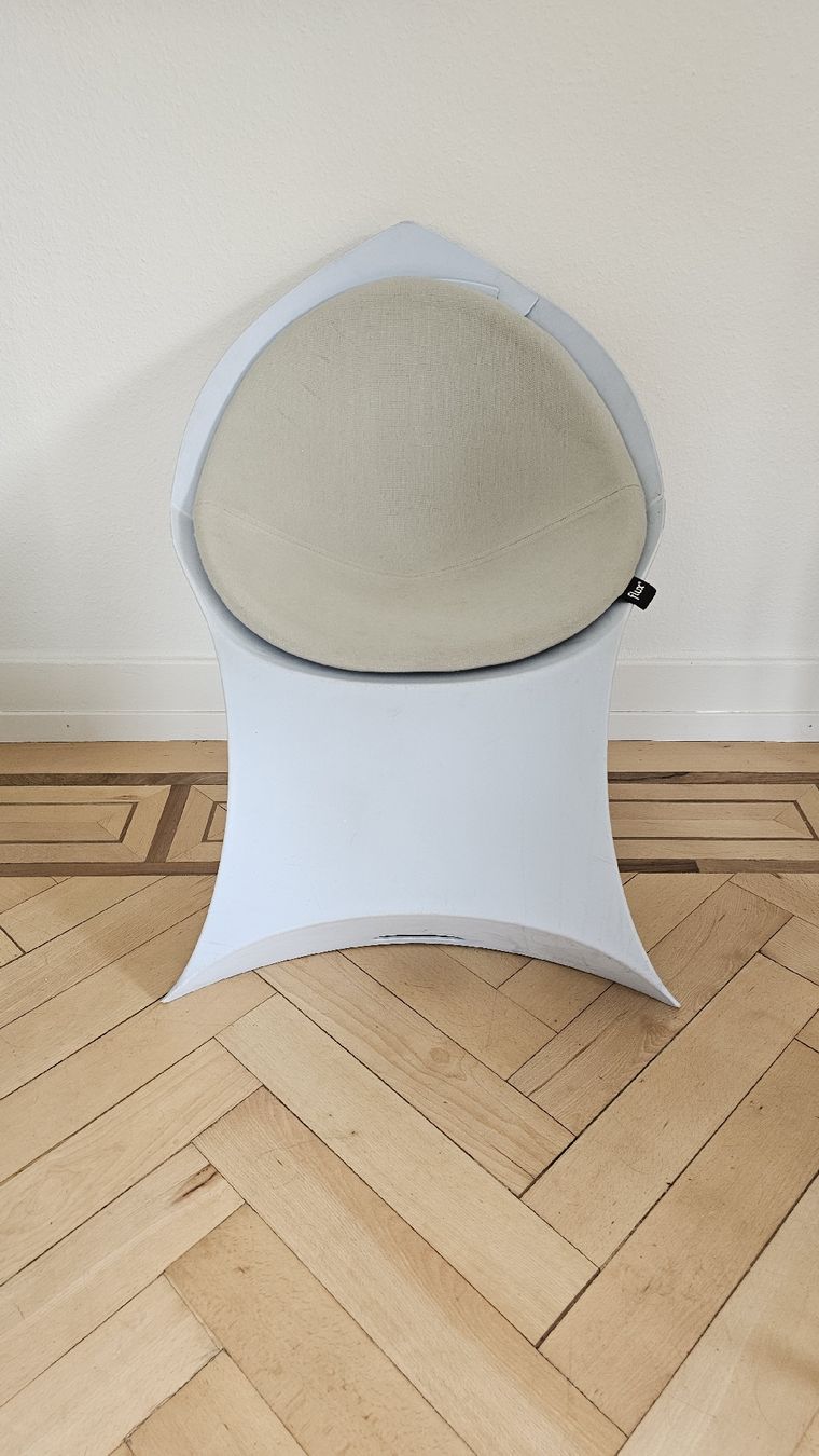 Chaises: Chaise design FLUX – D'occasion à La Chaux-de-Fonds par Saanna 1