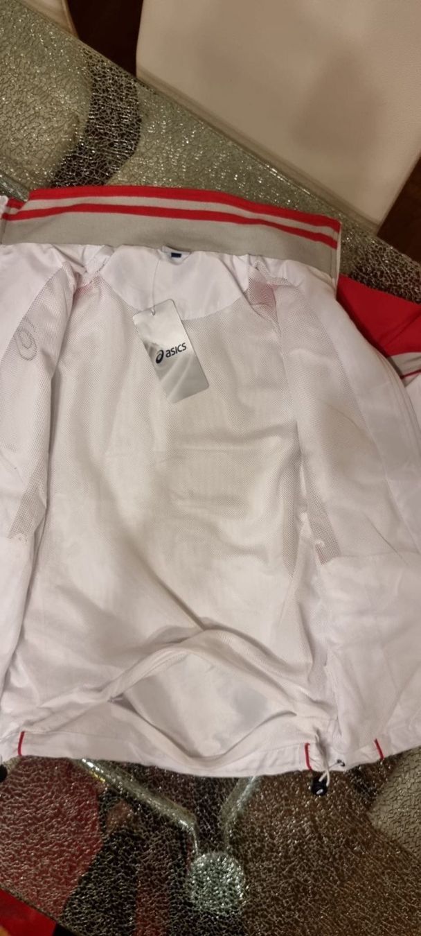 Completi & Tailleur: Asics Trainingsanzug Gr. XS – Nuovo e nell'imballaggio originale da Luzern venduto da Edii025 8