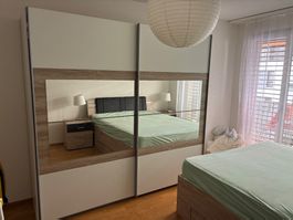 Schlafzimmerschrank mit Spiegeln