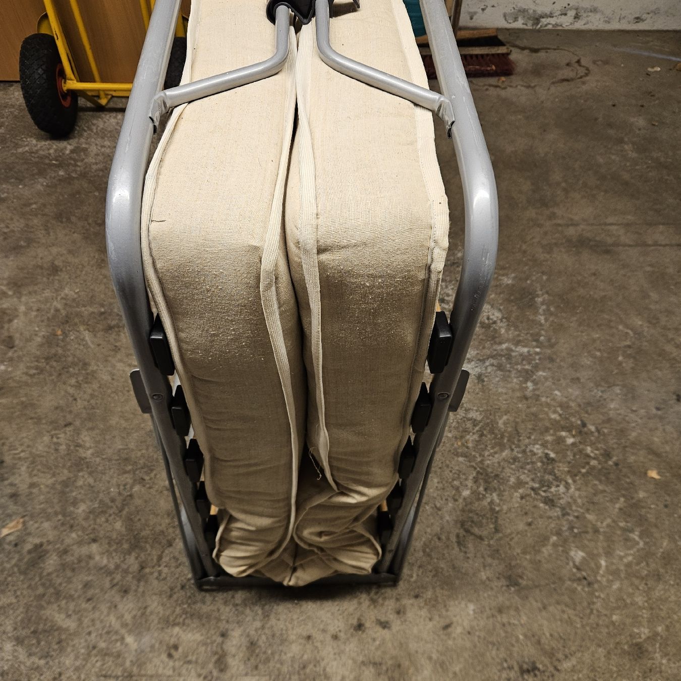 Letti: Klappbett 185 75 x 45 cm – Usato da Aesch BL venduto da Teuts 4