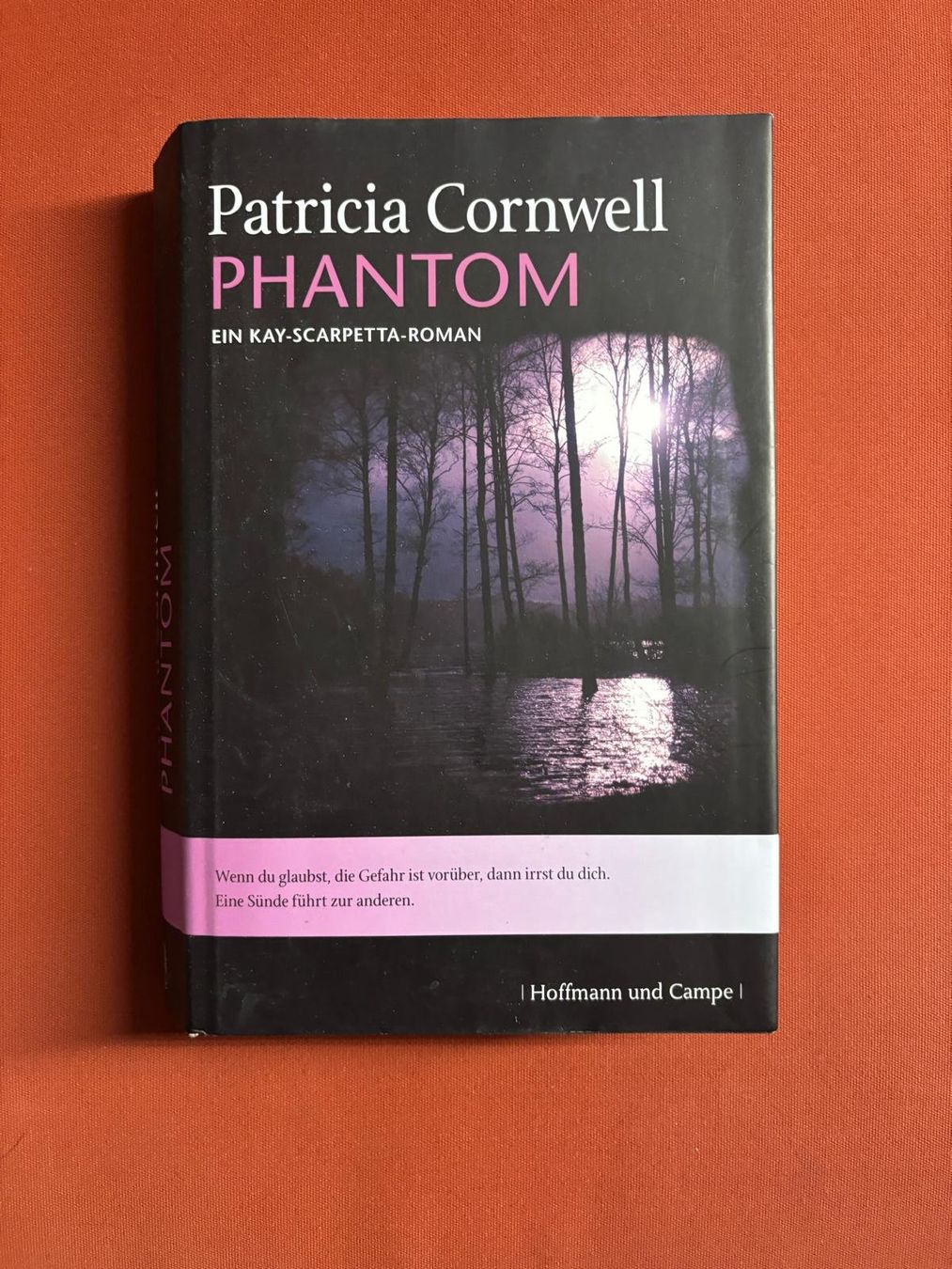 Libri: Cornwell Patricia - Phantom (geb) / Krimi – Usato da Schaffhausen venduto da buecherlaus-thriller