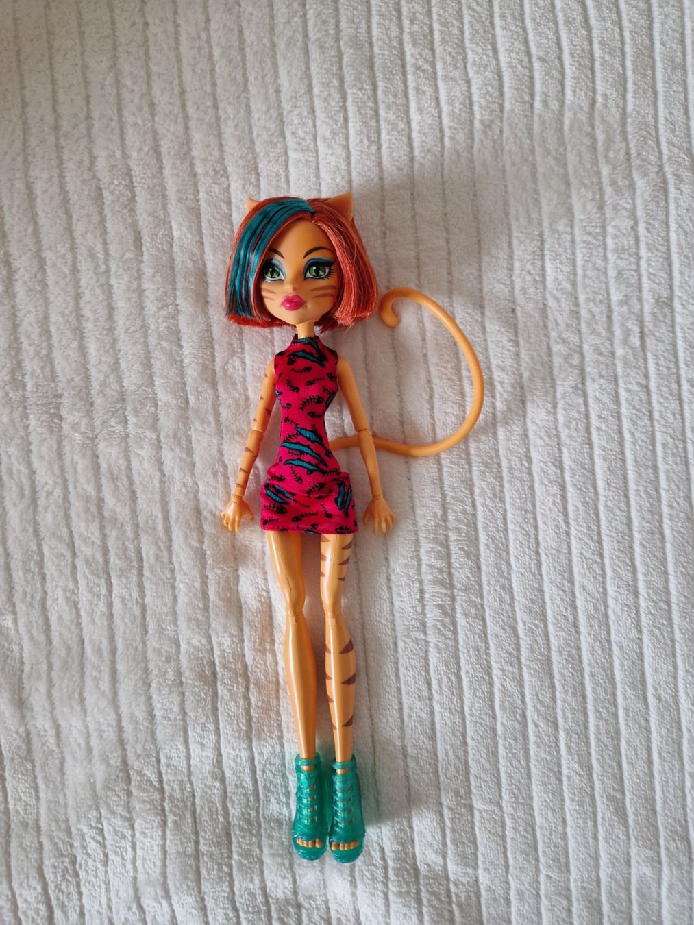 Bambole: Monster High Puppe Toralei Stripe – Nuovo (secondo la descrizione) da Müllheim Dorf venduto da Manuka_lu