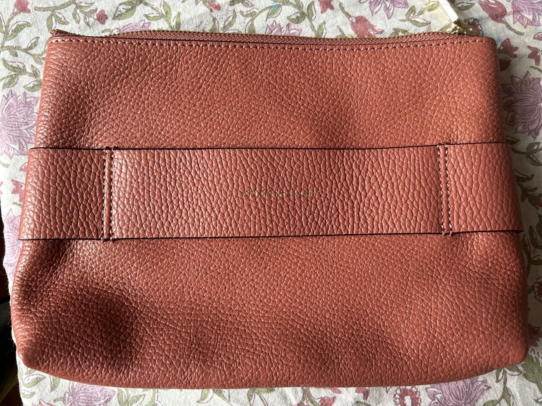 Coccinelle Taschen für Damen: Neu Coccinelle Clutch aus Leder – Neu und originalverpackt aus Wallisellen von Fayne25 3
