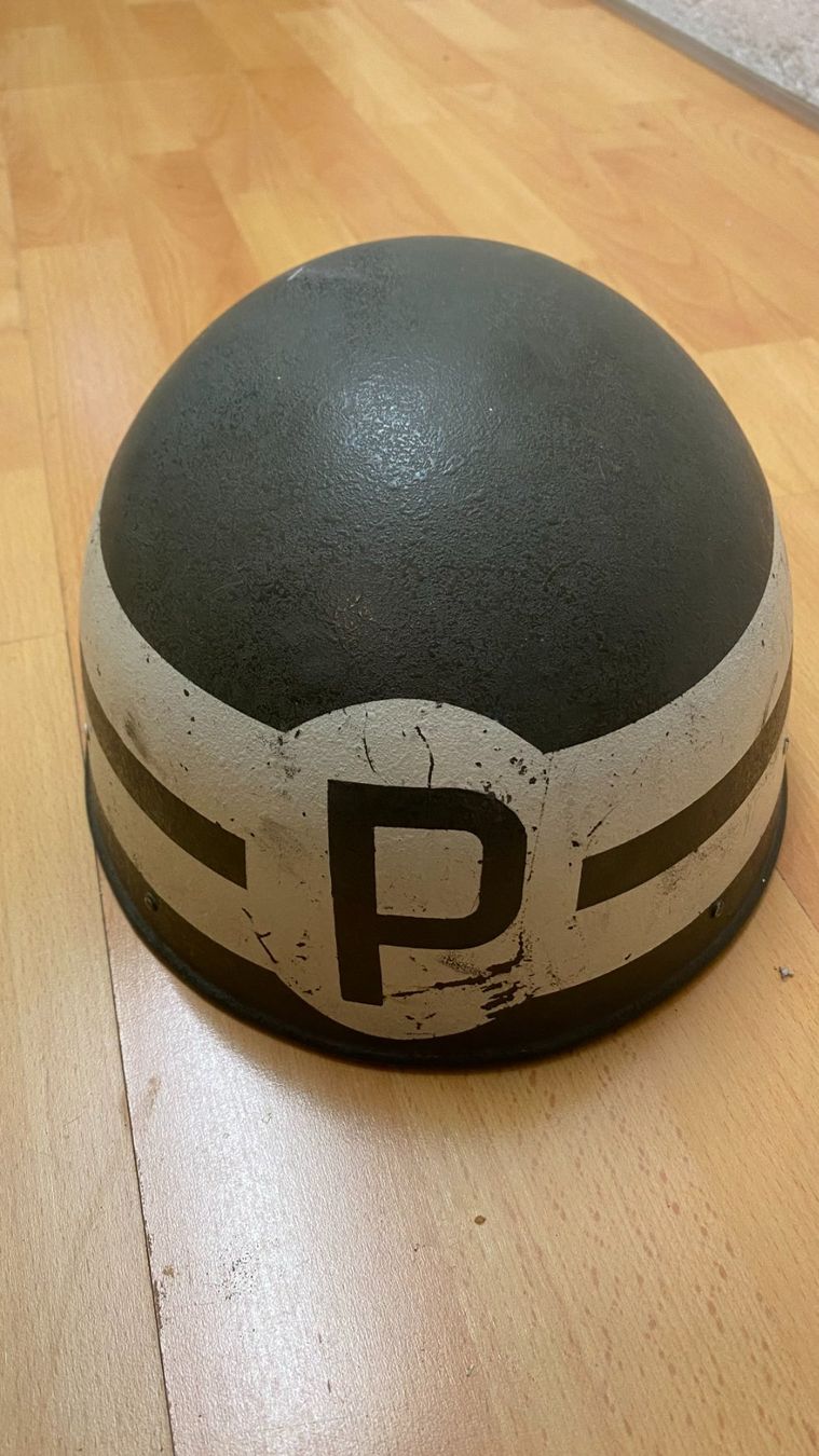 Antike Kleidung & Accessoires: P-Helm – Gebraucht aus Heerbrugg von Mediabox
