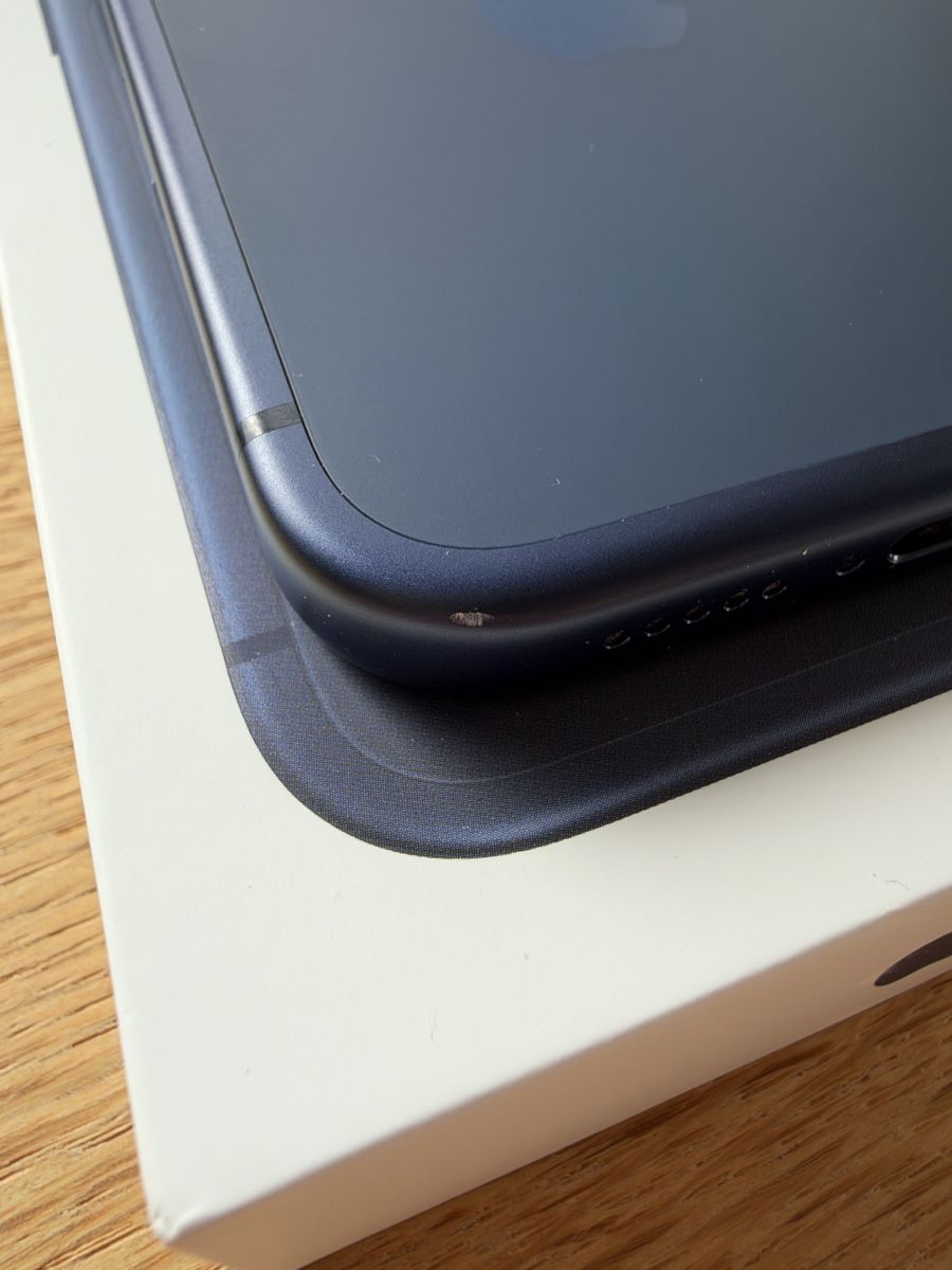 Apple Telefoni cellulari / Smartphones: Iphone 17 Pro 256gb – Usato da Balsthal venduto da dam_58zp 3