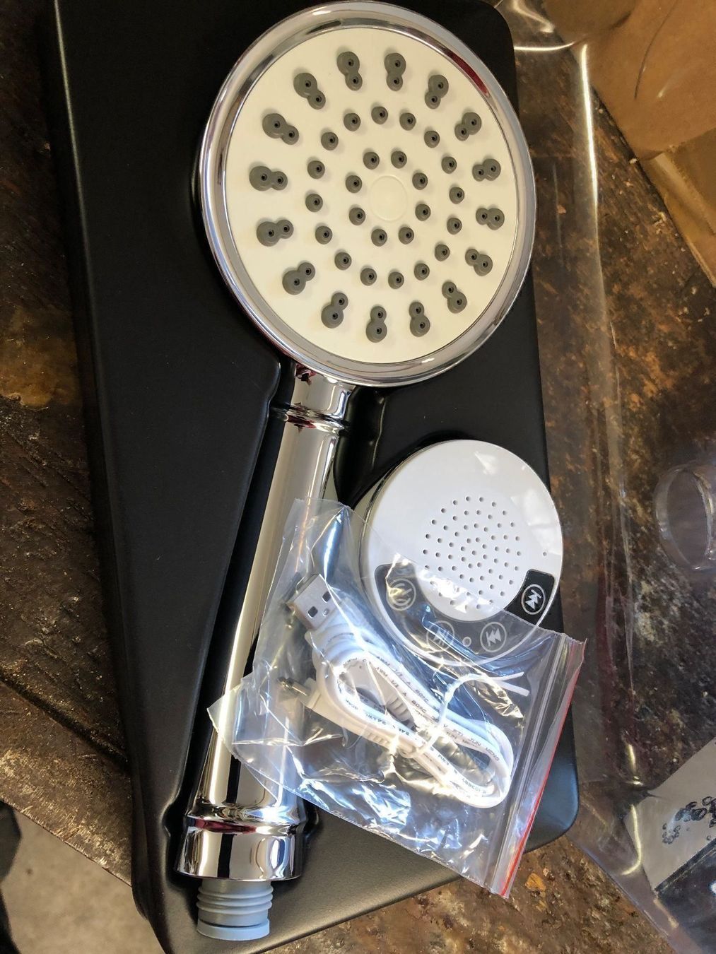 Soffioni doccia: Duschbrause music bluetooth – Nuovo e nell'imballaggio originale da Niederrohrdorf venduto da ledergerber 4