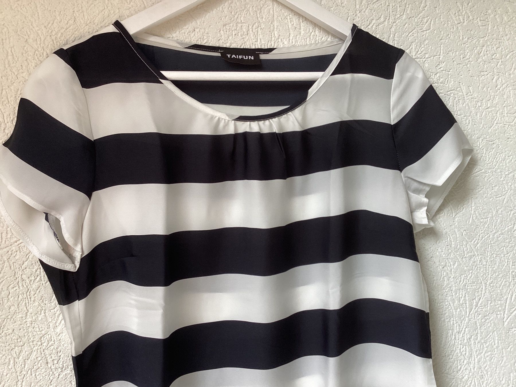 Taifun Camicette: Taifun leichte Bluse gestreift, ca Gr. M – Usato da Homberg b. Thun venduto da Homata 1