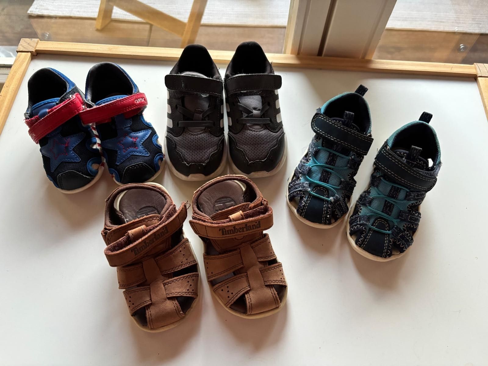 Scarpe per ragazzi: Kinderschuhe Set Gr. 20-21  – Usato da Schaffhausen venduto da mar_dg95