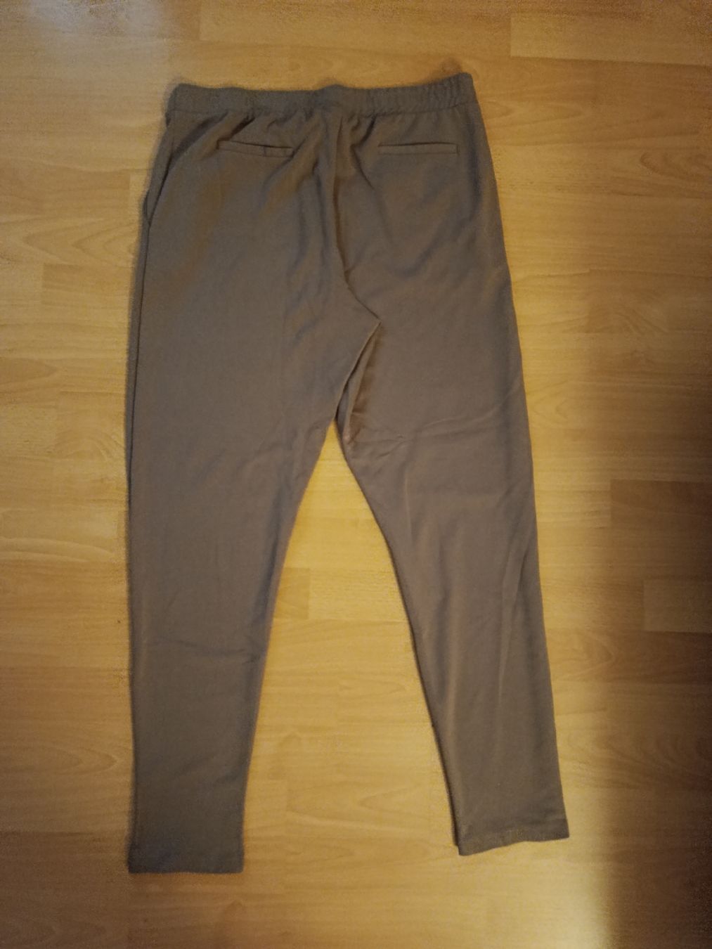Pantaloni: Sweathose Grösse XXL, beige – Usato da Basel venduto da Clay66 1