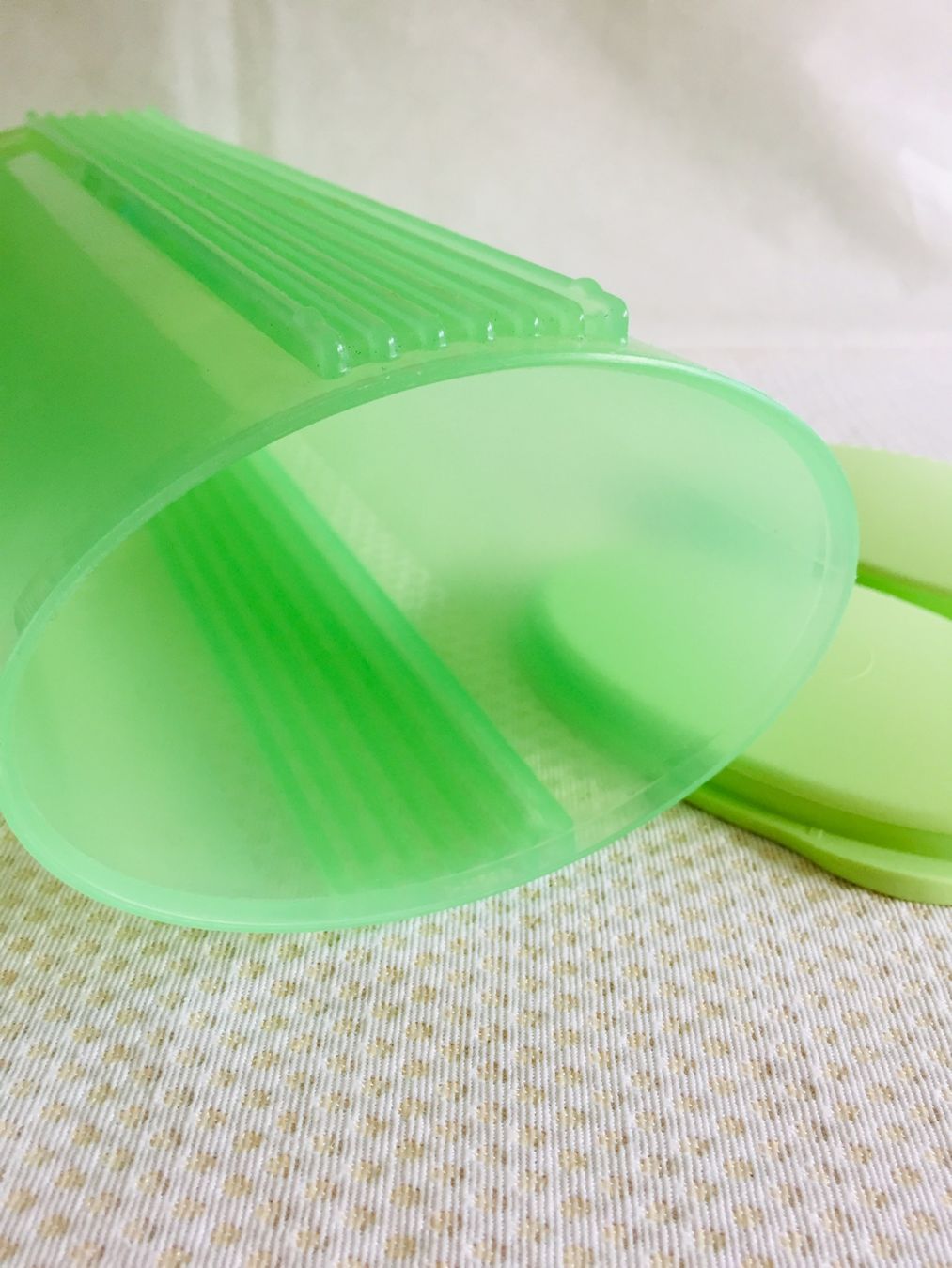 Tupperware Recipients et similaires: Tupperware - Boîte à Spaghetti – D'occasion à Sion par accroshoes 4