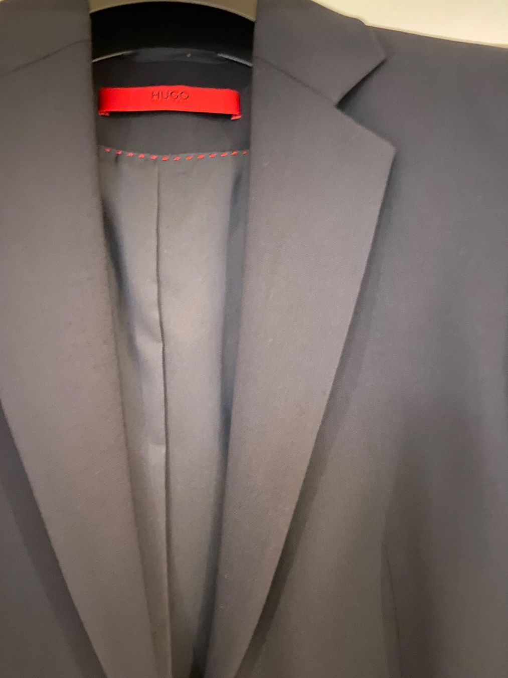 Hugo Boss Completi & Tailleur: Hugo Boss Blazer (Gr. 36) – Nuovo (secondo la descrizione) da Zürich venduto da oli_9dhs 2