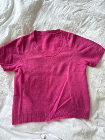 Pull en tricot rose vif à manches courtes,taille S, bon ...