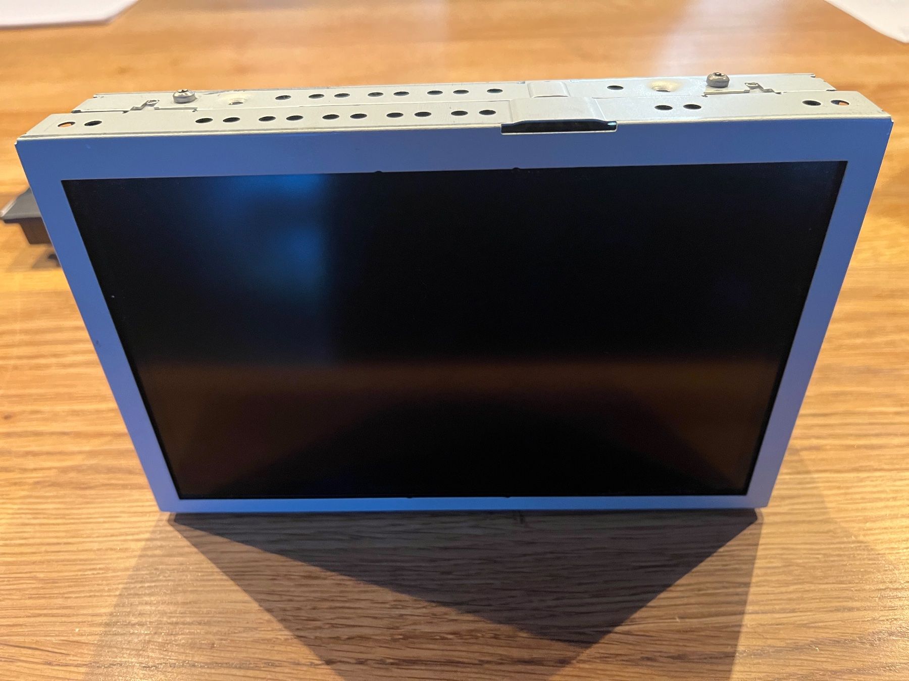 Ford Tutti pezzi di ricambio auto: Ford SYNC 2 iInfotainmentsystem mit resistiven Touchscreen – Usato da Niederhasli venduto da Mbi0