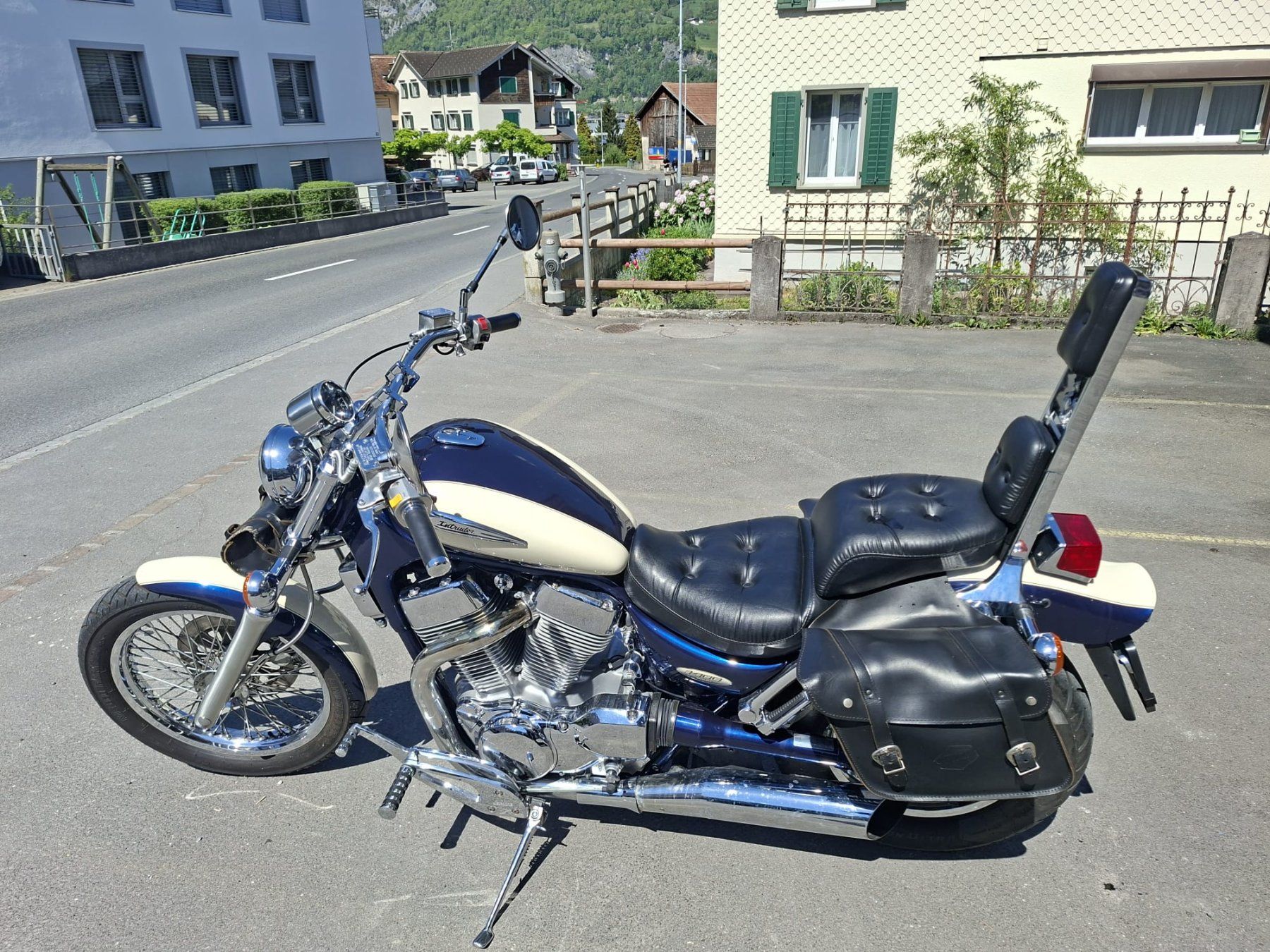 Suzuki Chopper: Suzuki VS 1400 GLP Intruder – Usato da Wangs venduto da zweirad-pizol 1