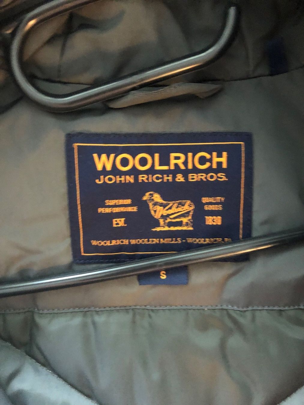 Woolrich Jacken: Woolrich Jacke – Neu (gemäss Beschreibung) aus Adliswil von aliciala 2